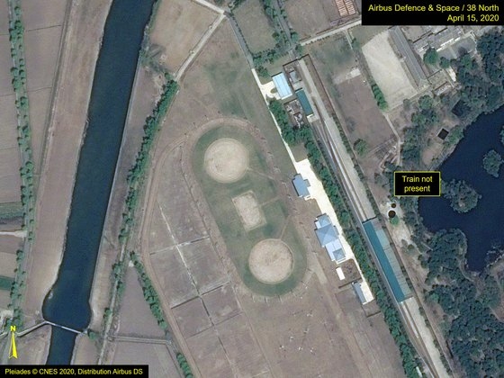 지난 15일 원산 기차역의 위성사진에는 기차가 포착되지 않았다.